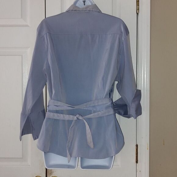 Caren Sport  periwinkle  cuffed sleeve blouse  Sz 2X - Picture 7 of 10